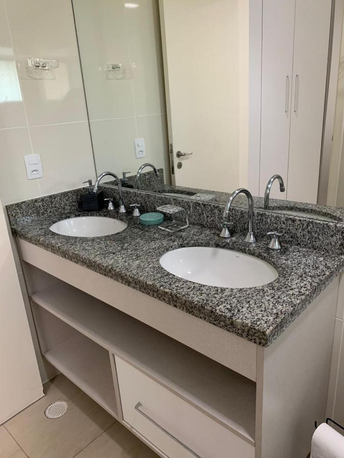 Flat Em Pitangueiras - Sacada Gourmet, 3 Dorms, Limpeza Diaria E Serv De Praia Lägenhet Guarujá Exteriör bild
